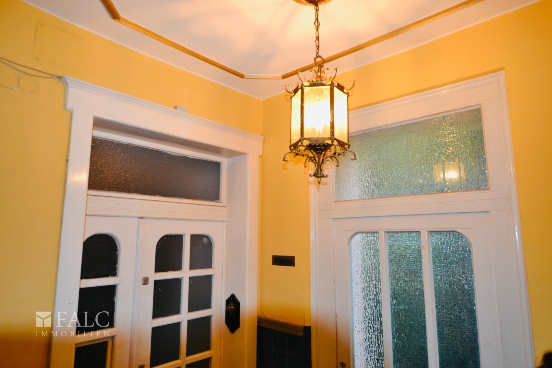 Detail_Decke Wohnungstüren